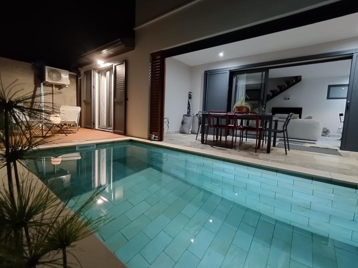 Villa O'Lhaya Piscine Pivee Сен-Жозеф Экстерьер фото